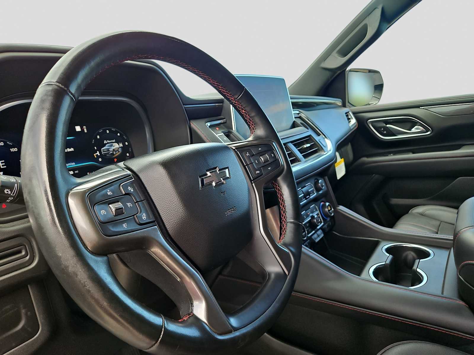 Thumbnail: 2023 Chevrolet Tahoe - 10