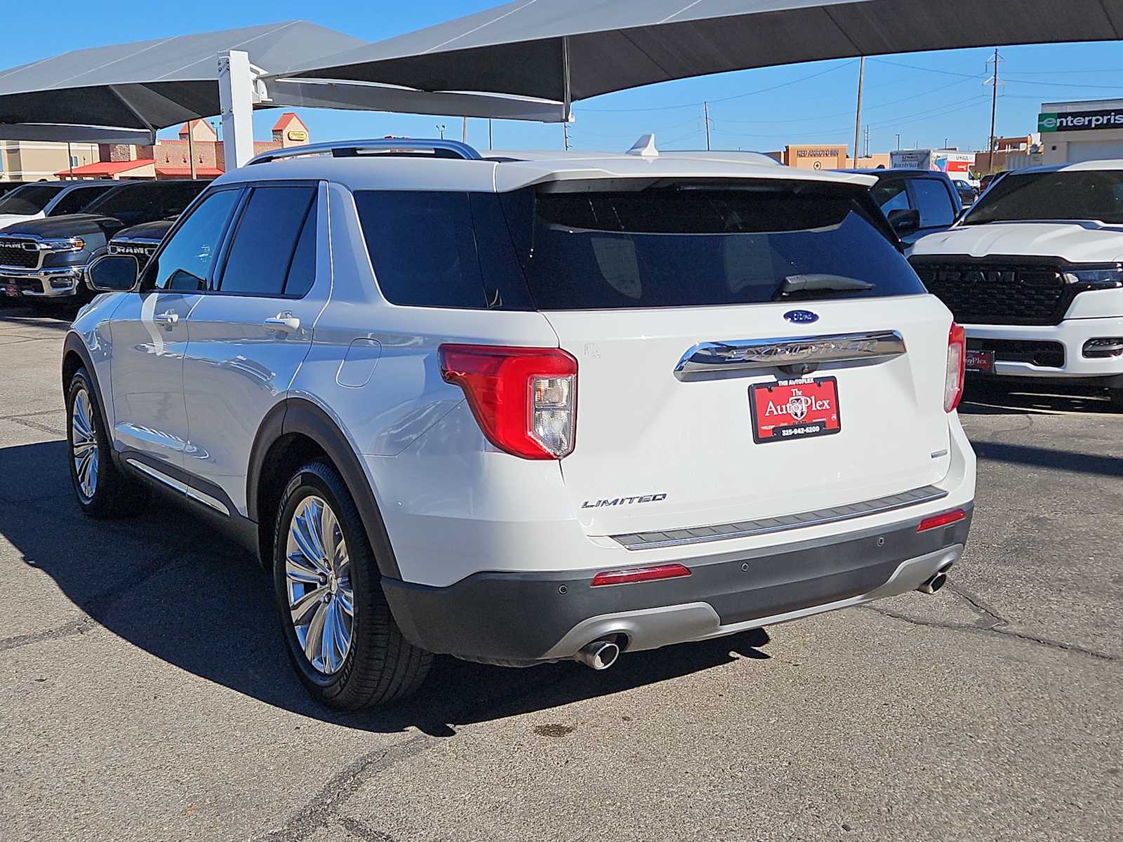 Thumbnail: 2020 Ford Explorer - 6