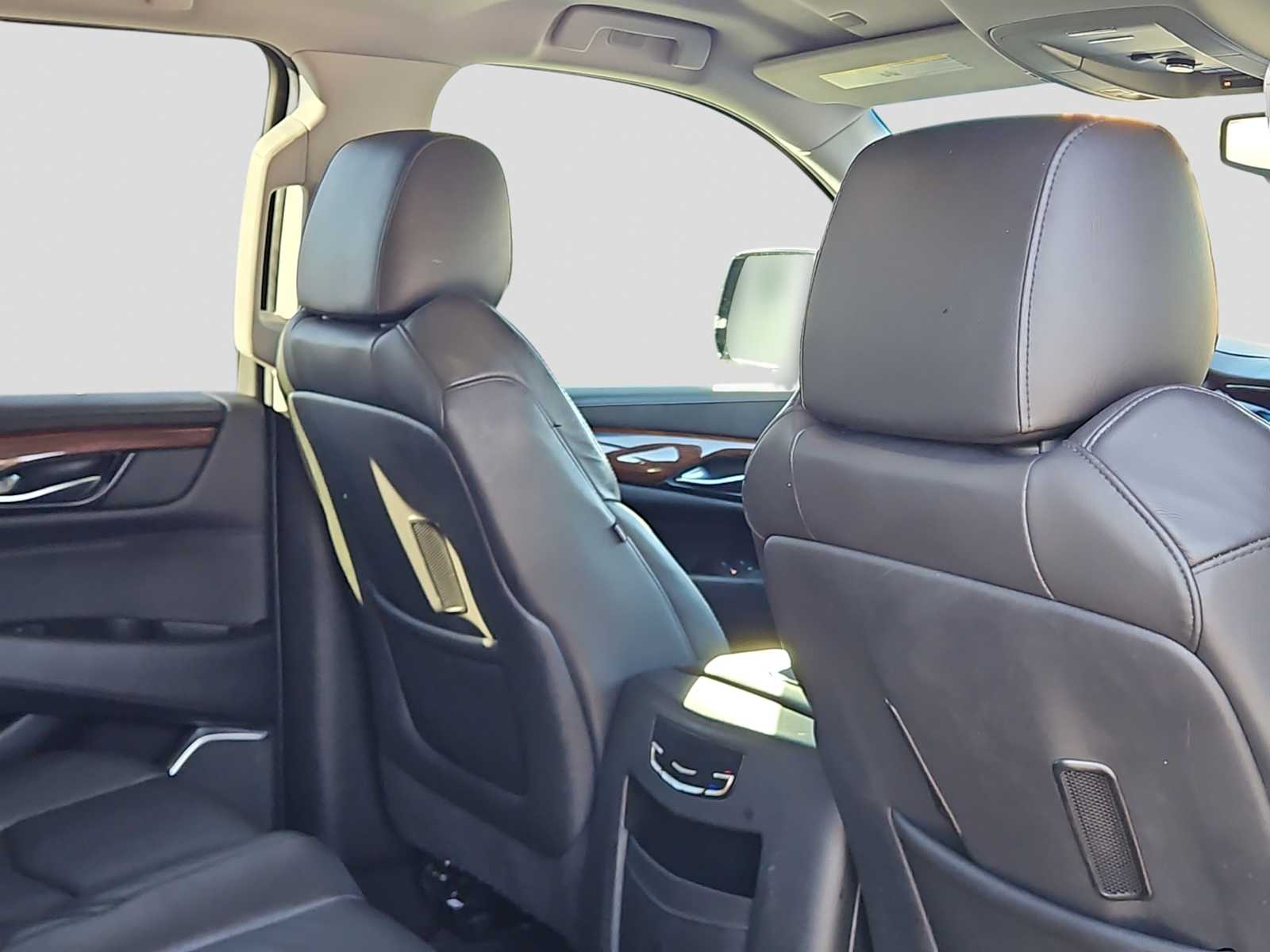 Thumbnail: 2020 Cadillac Escalade - 16