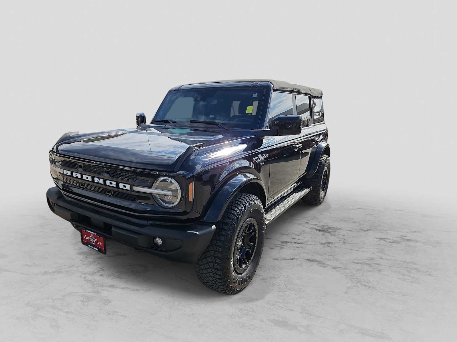 Thumbnail: 2022 Ford Bronco - 4