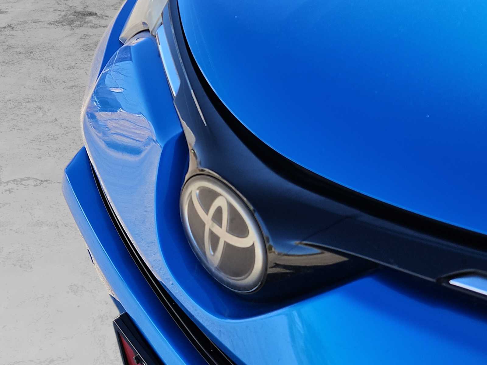 Thumbnail: 2016 Toyota RAV4 - 13