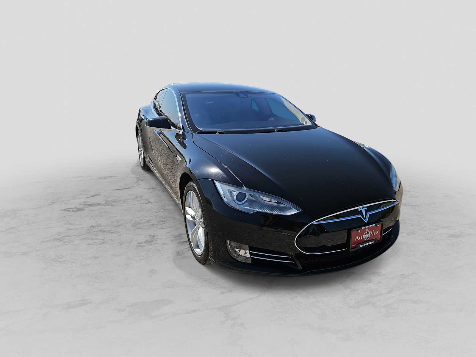 Thumbnail: 2014 Tesla Model S - 2