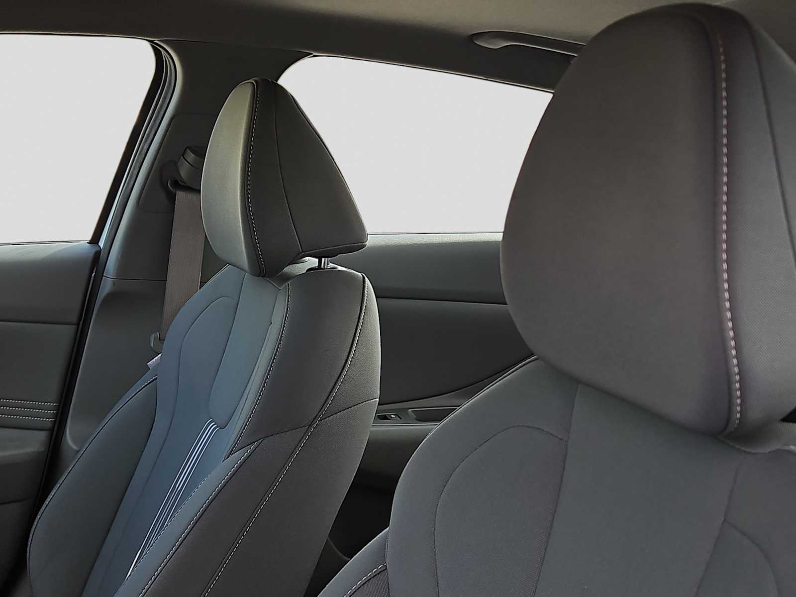 Thumbnail: 2025 Hyundai Elantra - 15