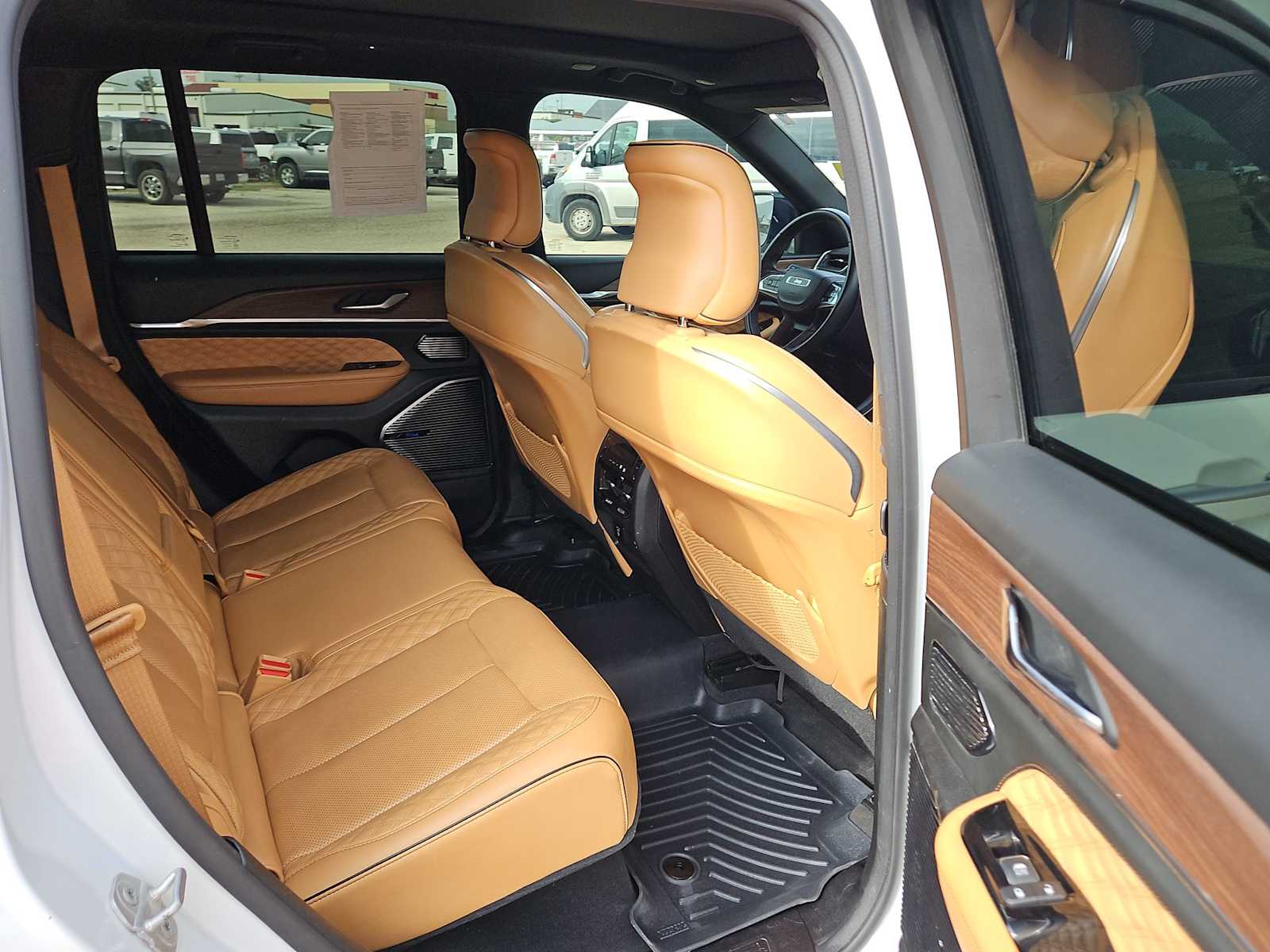 2022 Jeep Grand Cherokee Summit 4xe 21