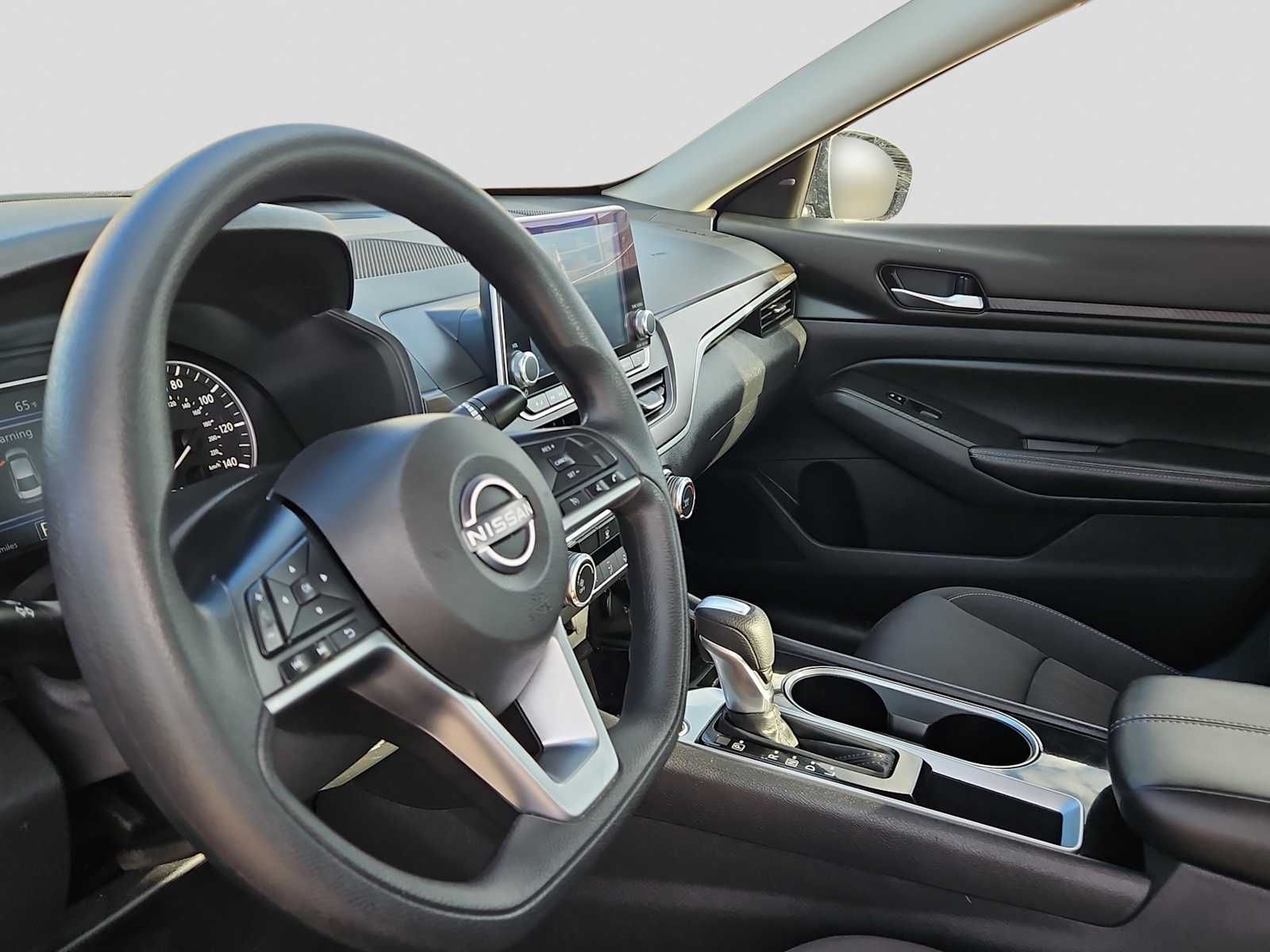 Thumbnail: 2024 Nissan Altima - 10