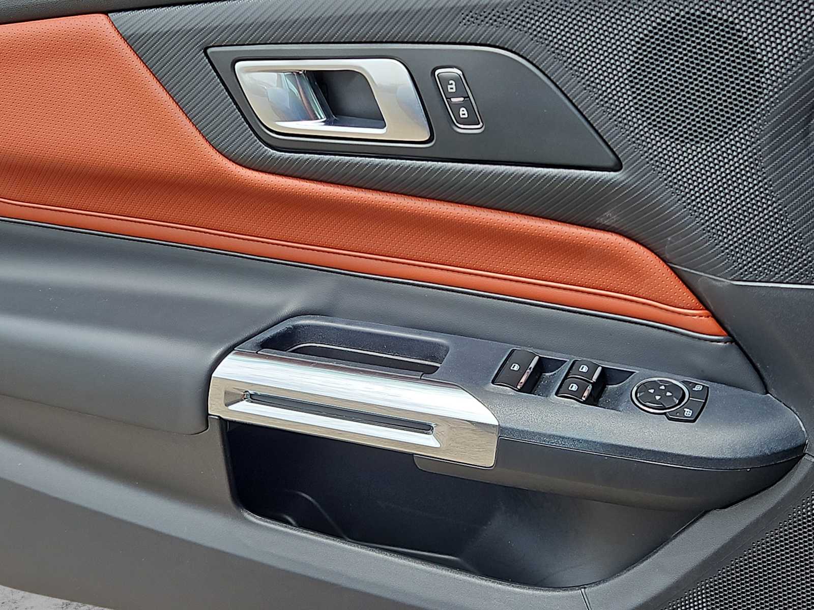 Thumbnail: 2024 Ford Mustang - 18