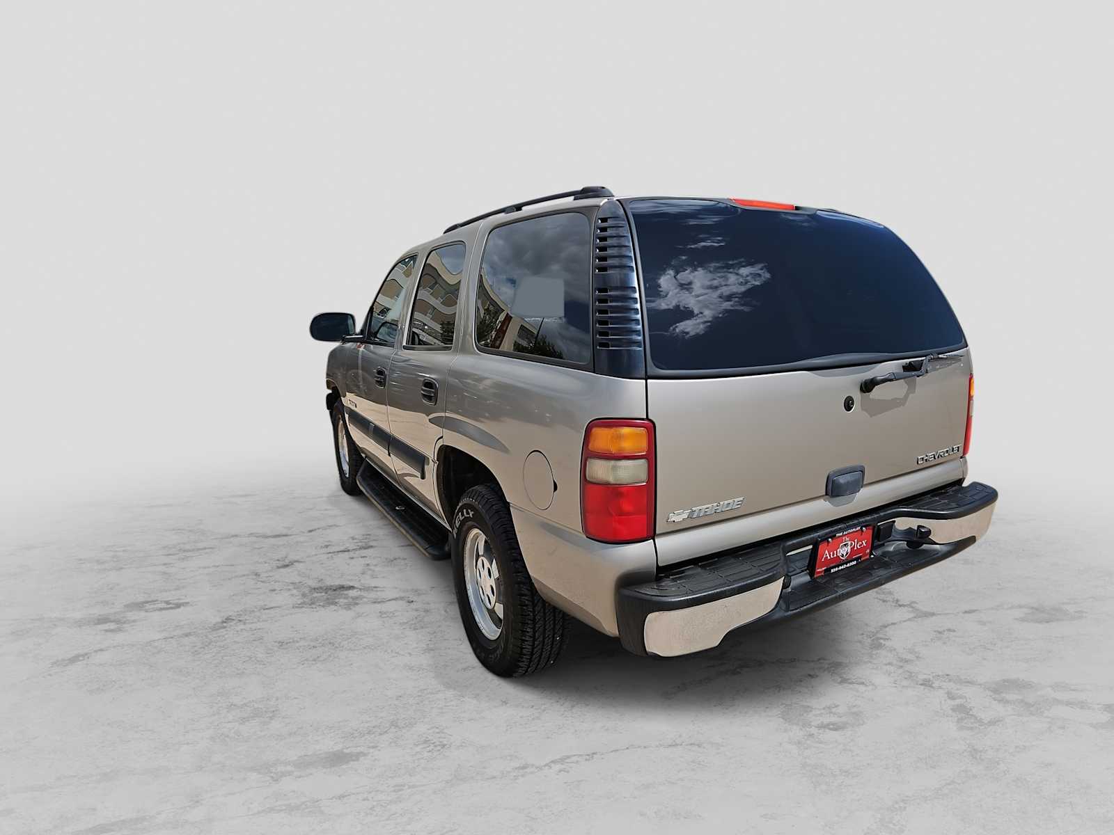 Thumbnail: 2003 Chevrolet Tahoe - 6