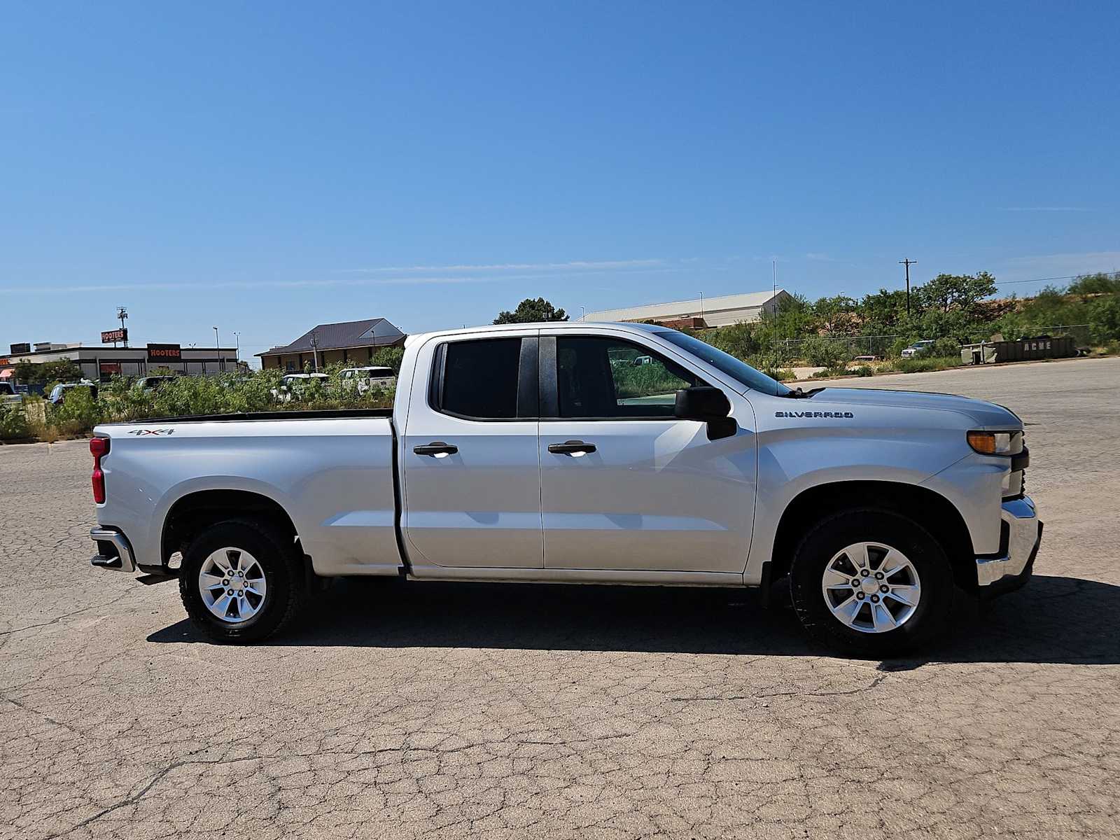 Thumbnail: 2019 Chevrolet Silverado 1500 - 9