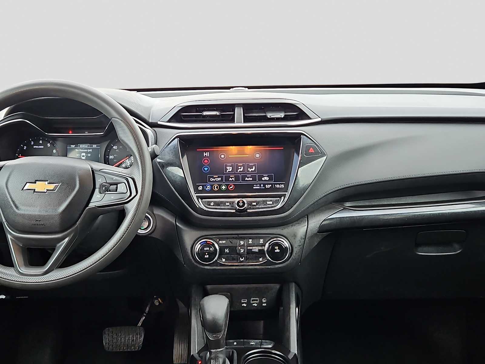 Thumbnail: 2023 Chevrolet TrailBlazer - 14