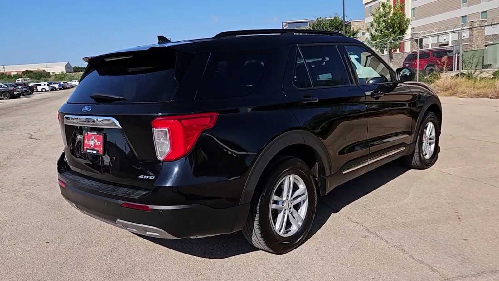 Thumbnail: 2023 Ford Explorer - 7