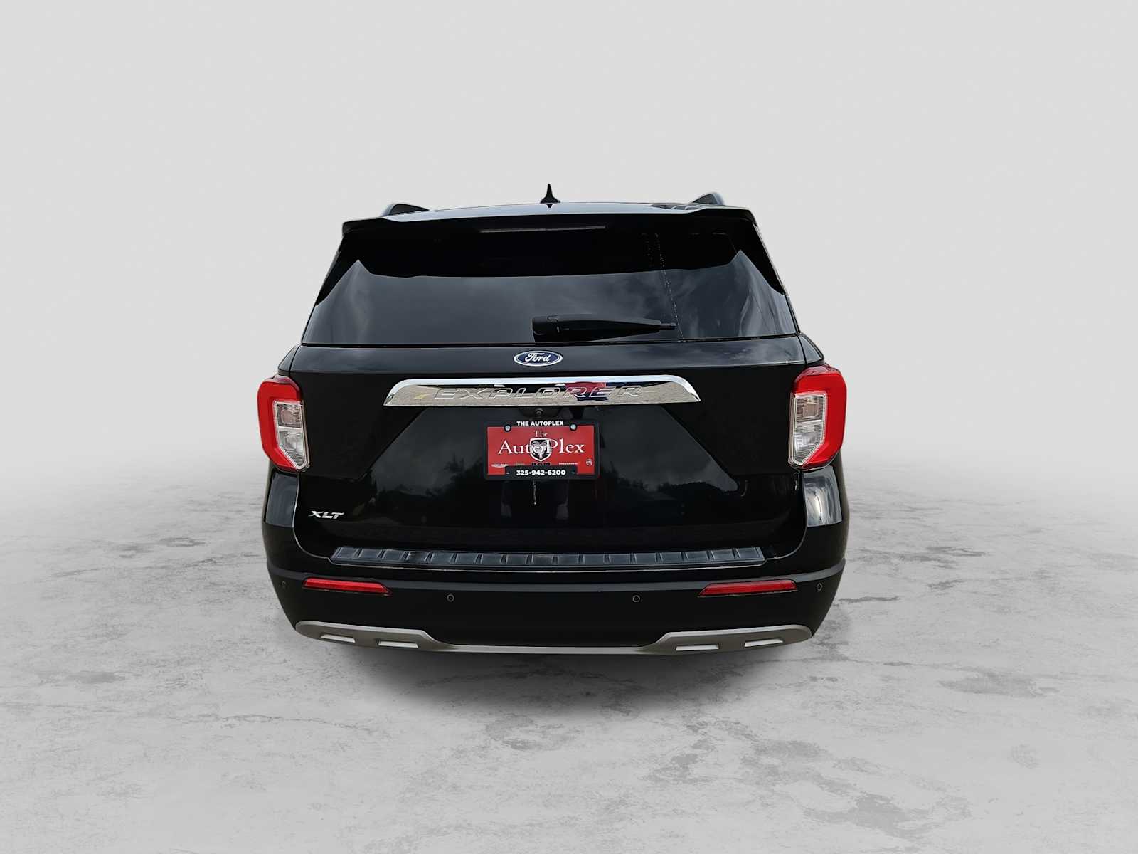 Thumbnail: 2022 Ford Explorer - 7