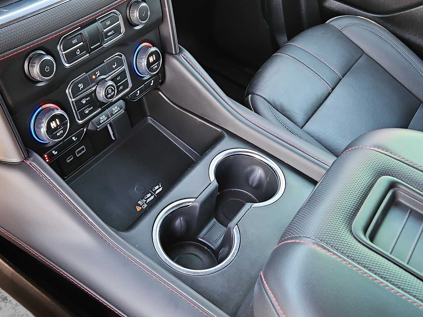 Thumbnail: 2023 Chevrolet Tahoe - 20