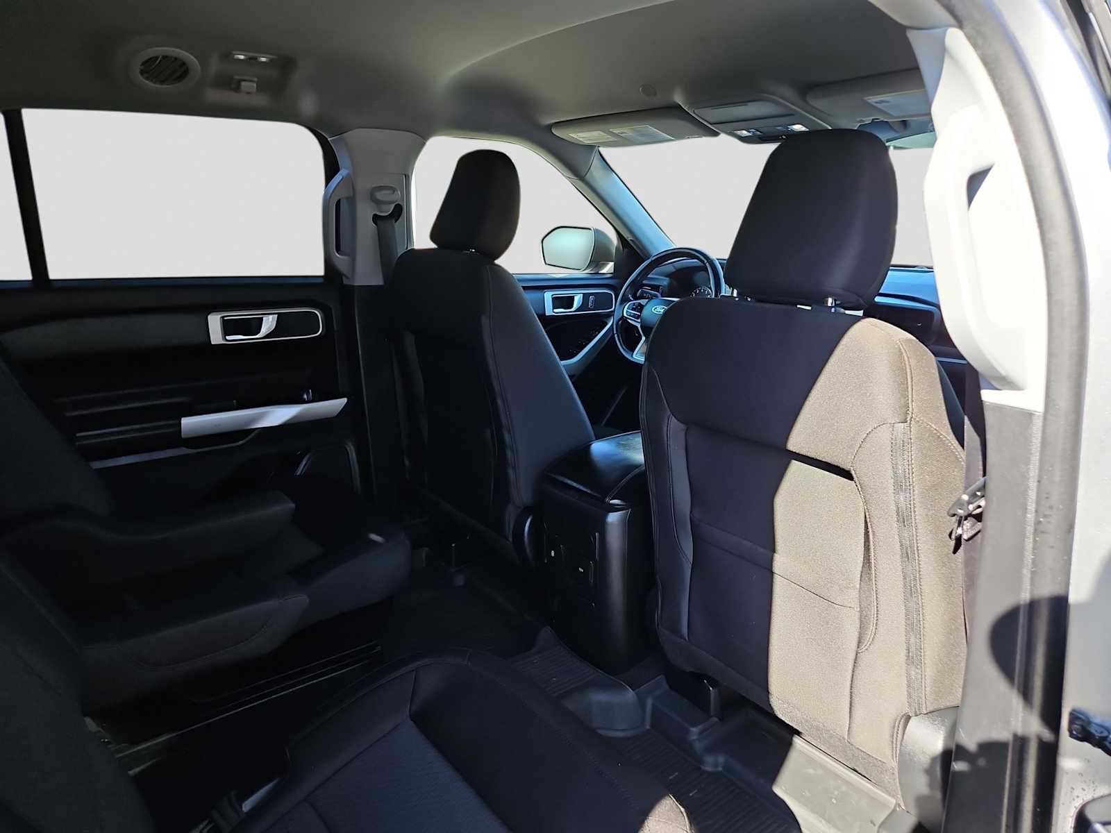 Thumbnail: 2022 Ford Explorer - 16