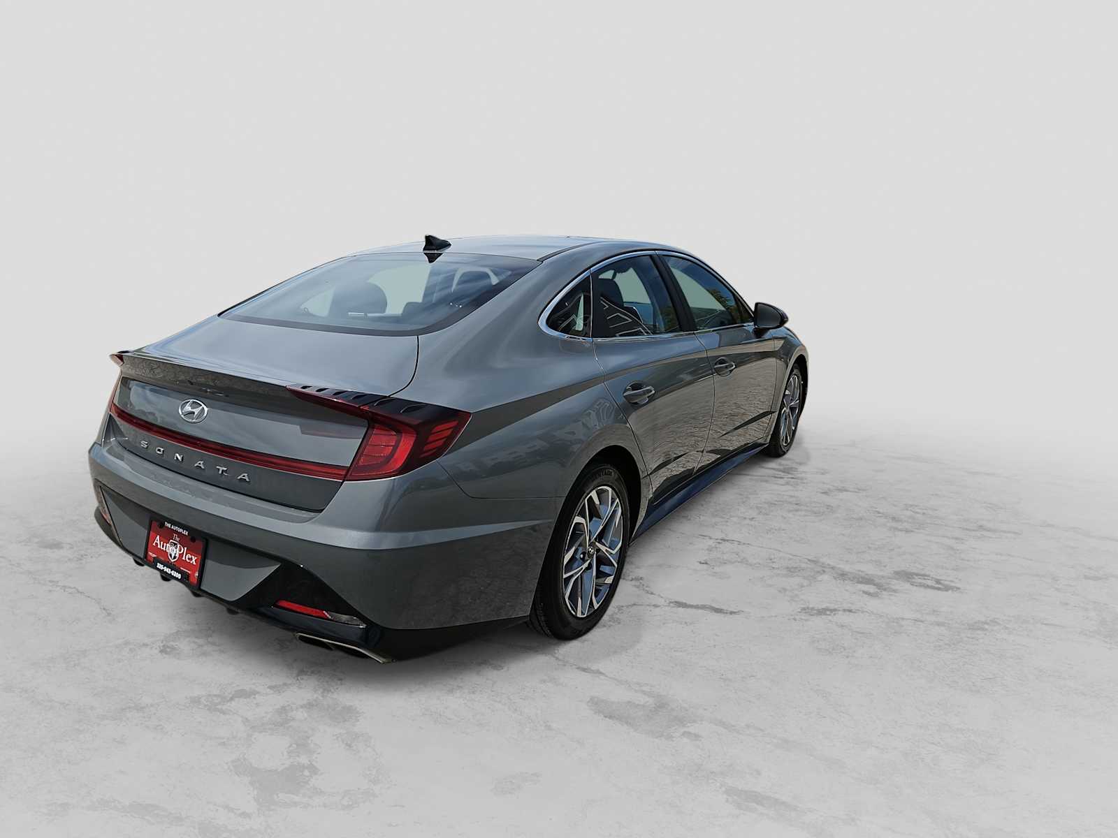 Thumbnail: 2023 Hyundai Sonata - 8