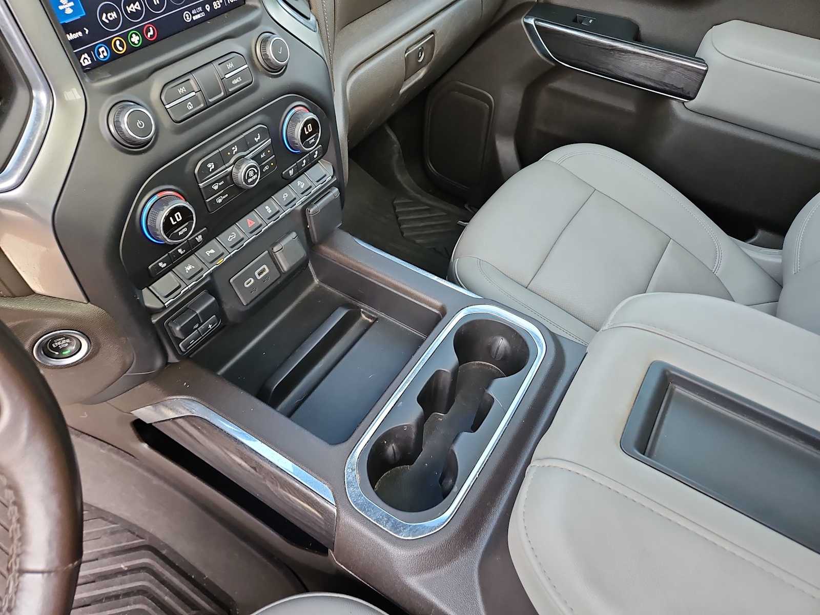 Thumbnail: 2021 Chevrolet Silverado 1500 - 24