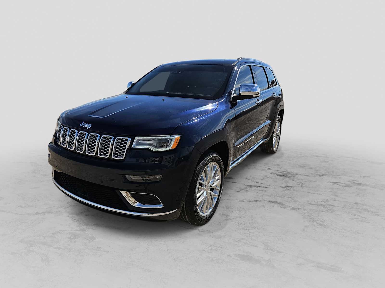 Thumbnail: 2017 Jeep Grand Cherokee - 4