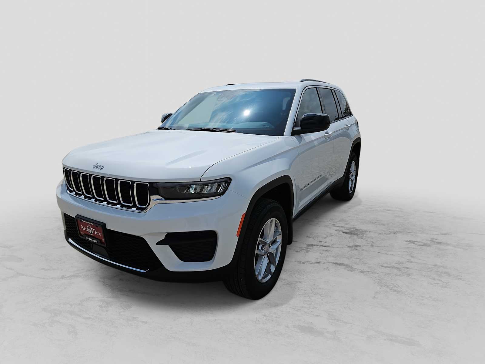 Thumbnail: 2026 Jeep Grand Cherokee - 4