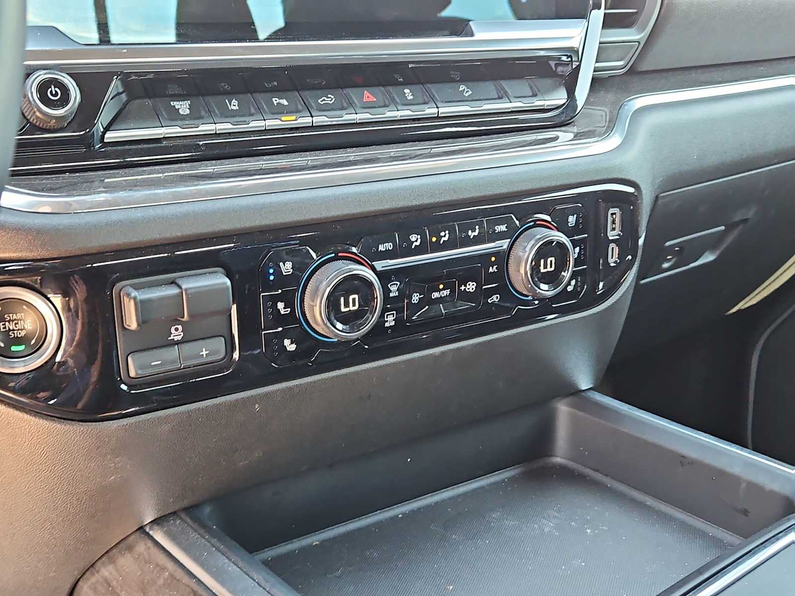 Thumbnail: 2024 Chevrolet Silverado 2500 - 28