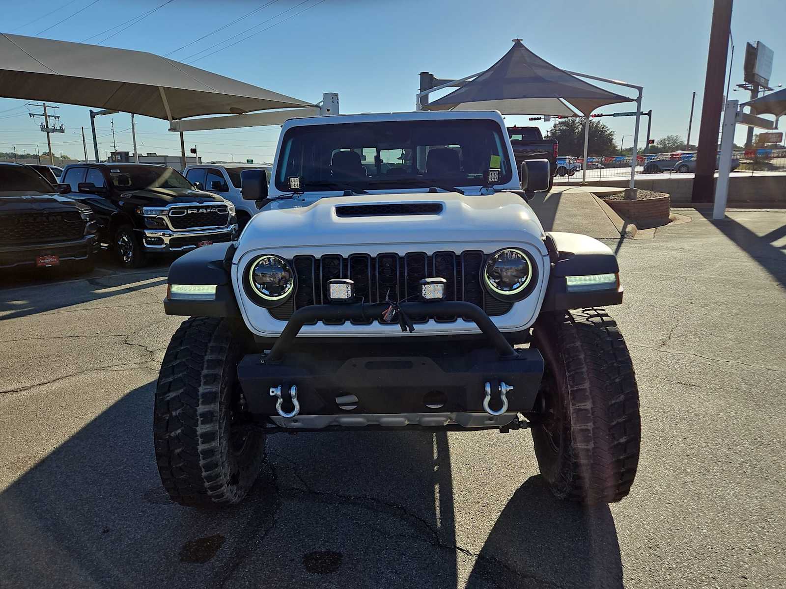 Thumbnail: 2024 Jeep Gladiator - 3