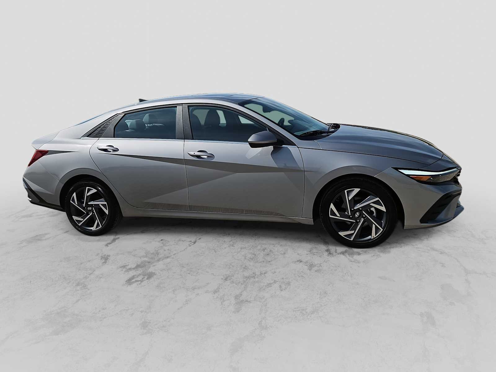 Thumbnail: 2025 Hyundai Elantra - 9