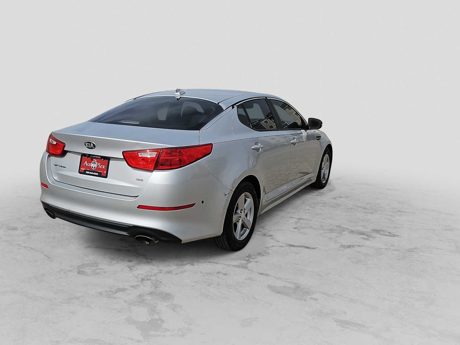 Thumbnail: 2015 Kia Optima - 8