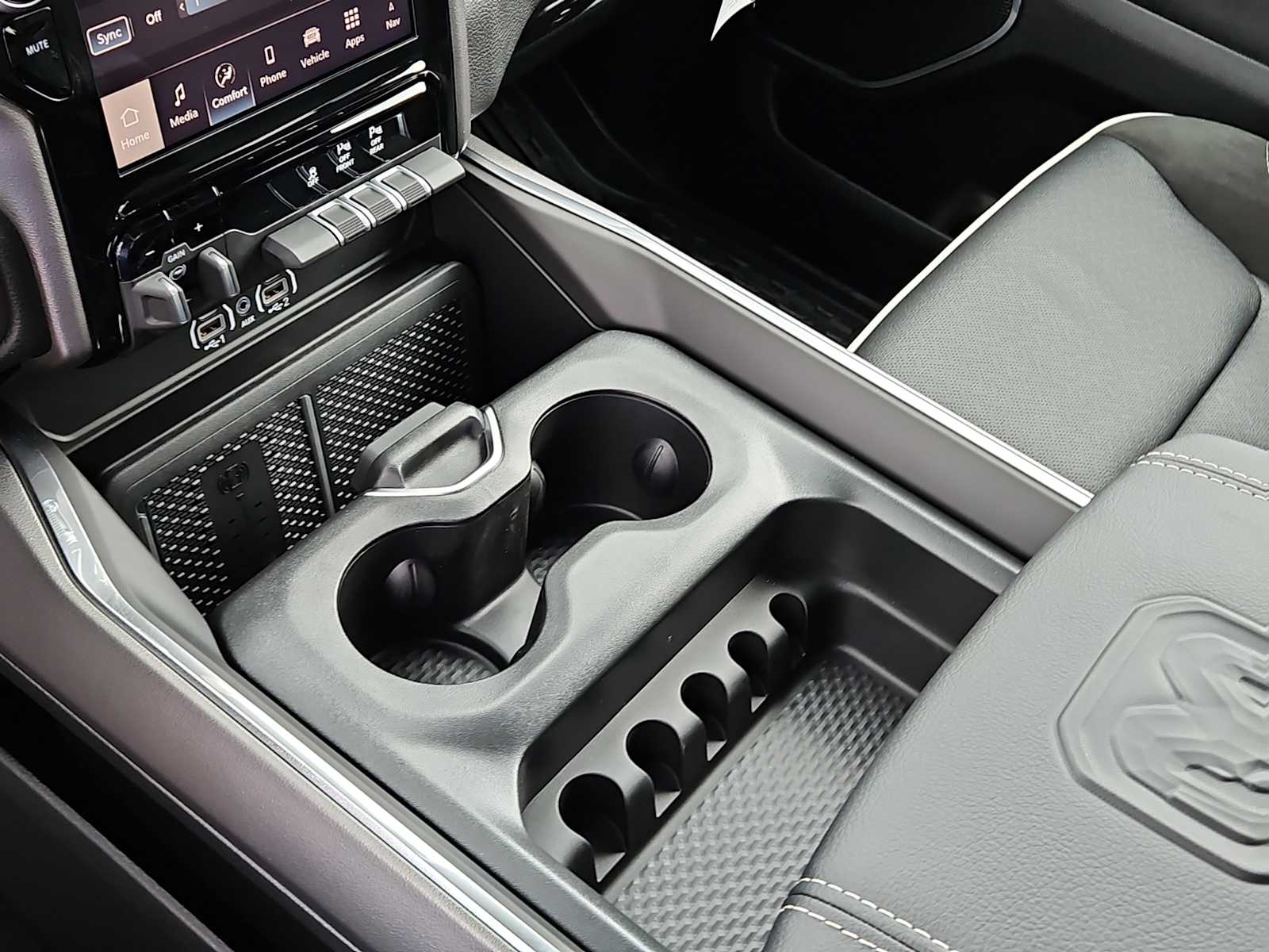 Thumbnail: 2026 RAM 1500 - 20