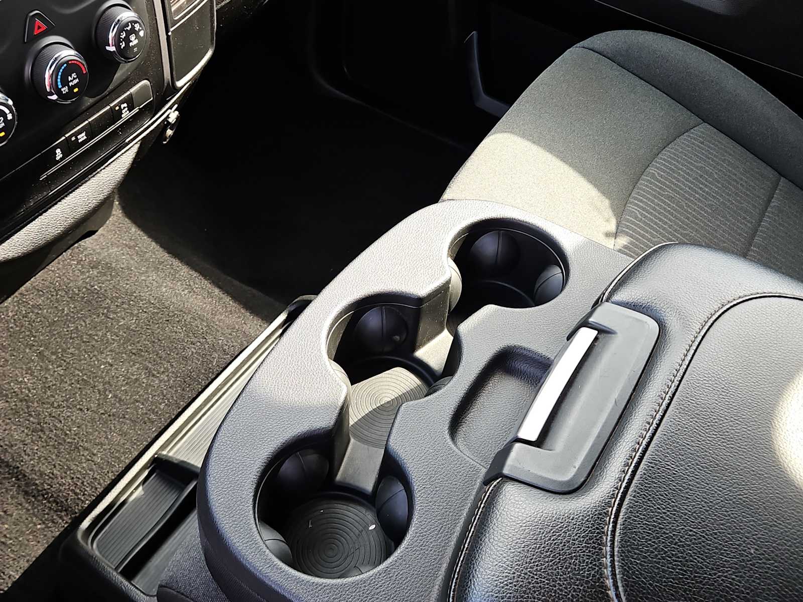 Thumbnail: 2024 RAM 1500 Classic - 20