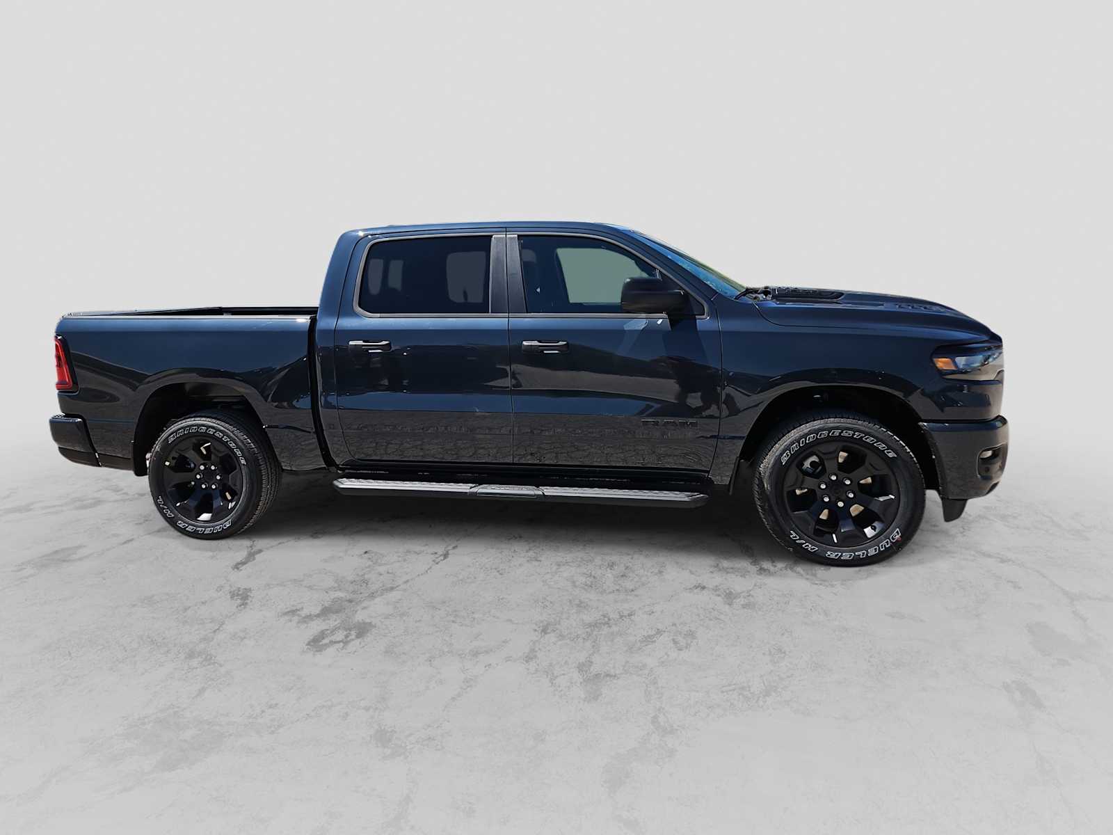 Thumbnail: 2026 RAM 1500 - 9