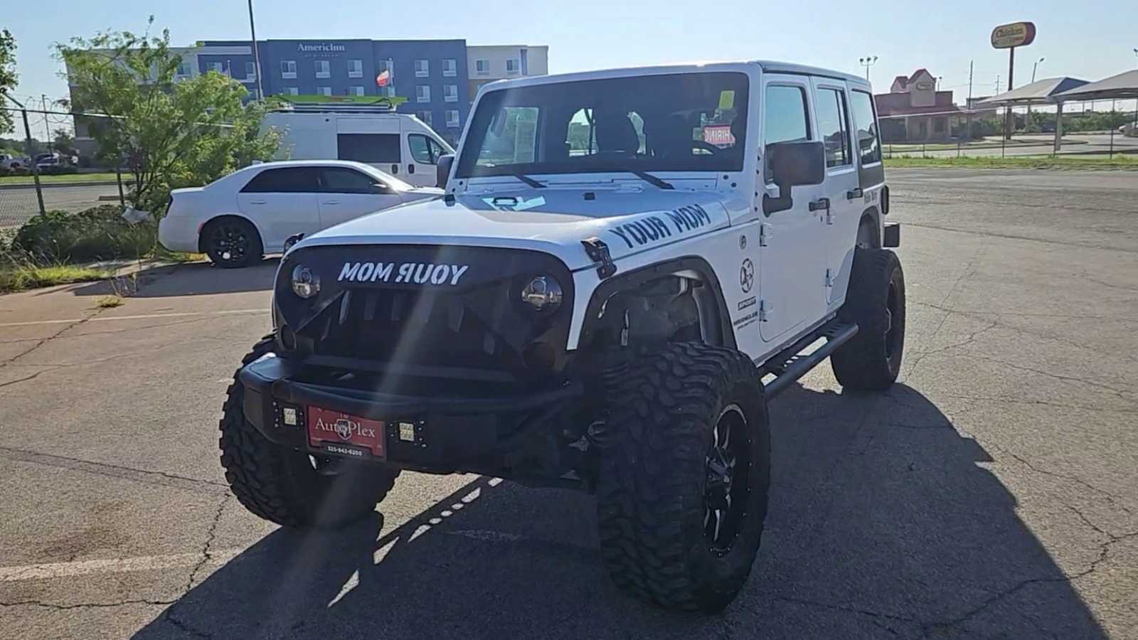 Thumbnail: 2017 Jeep Wrangler - 3