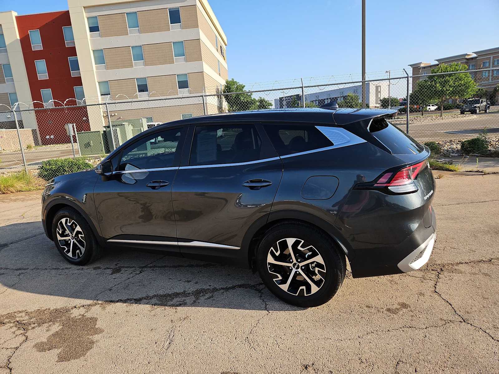 2025 Kia Sportage EX 11