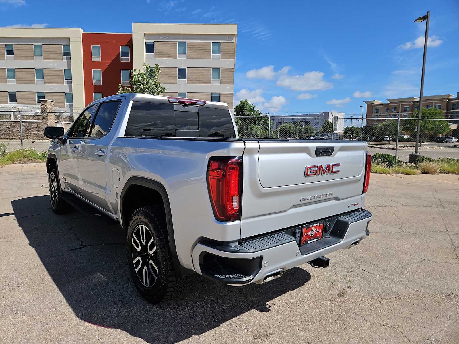 Thumbnail: 2022 GMC Sierra 1500 - 12