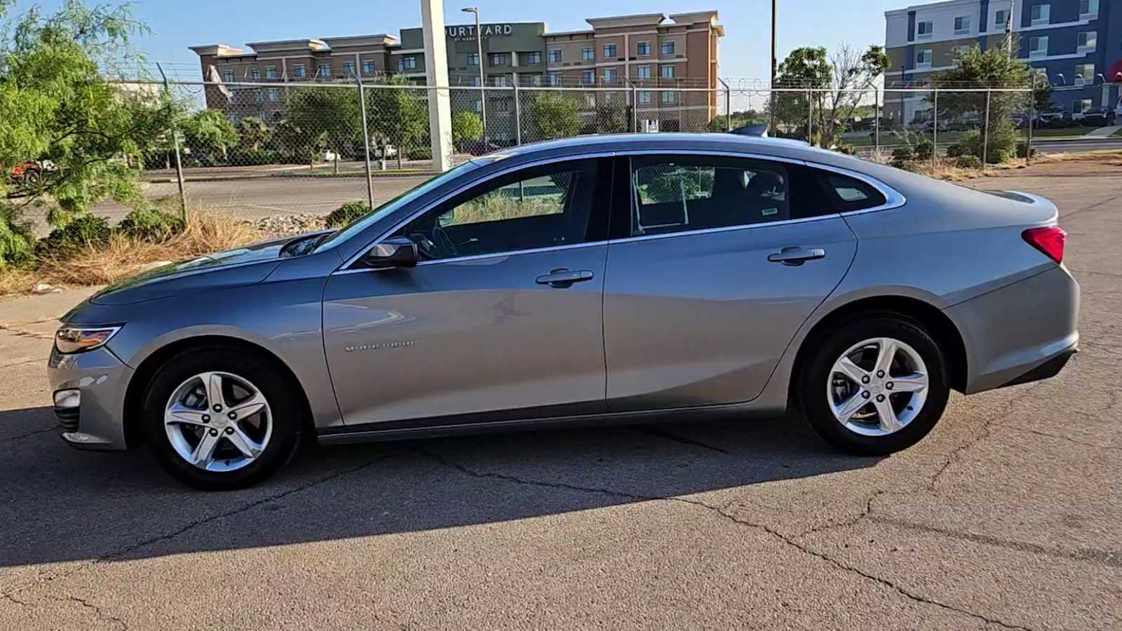 Thumbnail: 2024 Chevrolet Malibu - 5