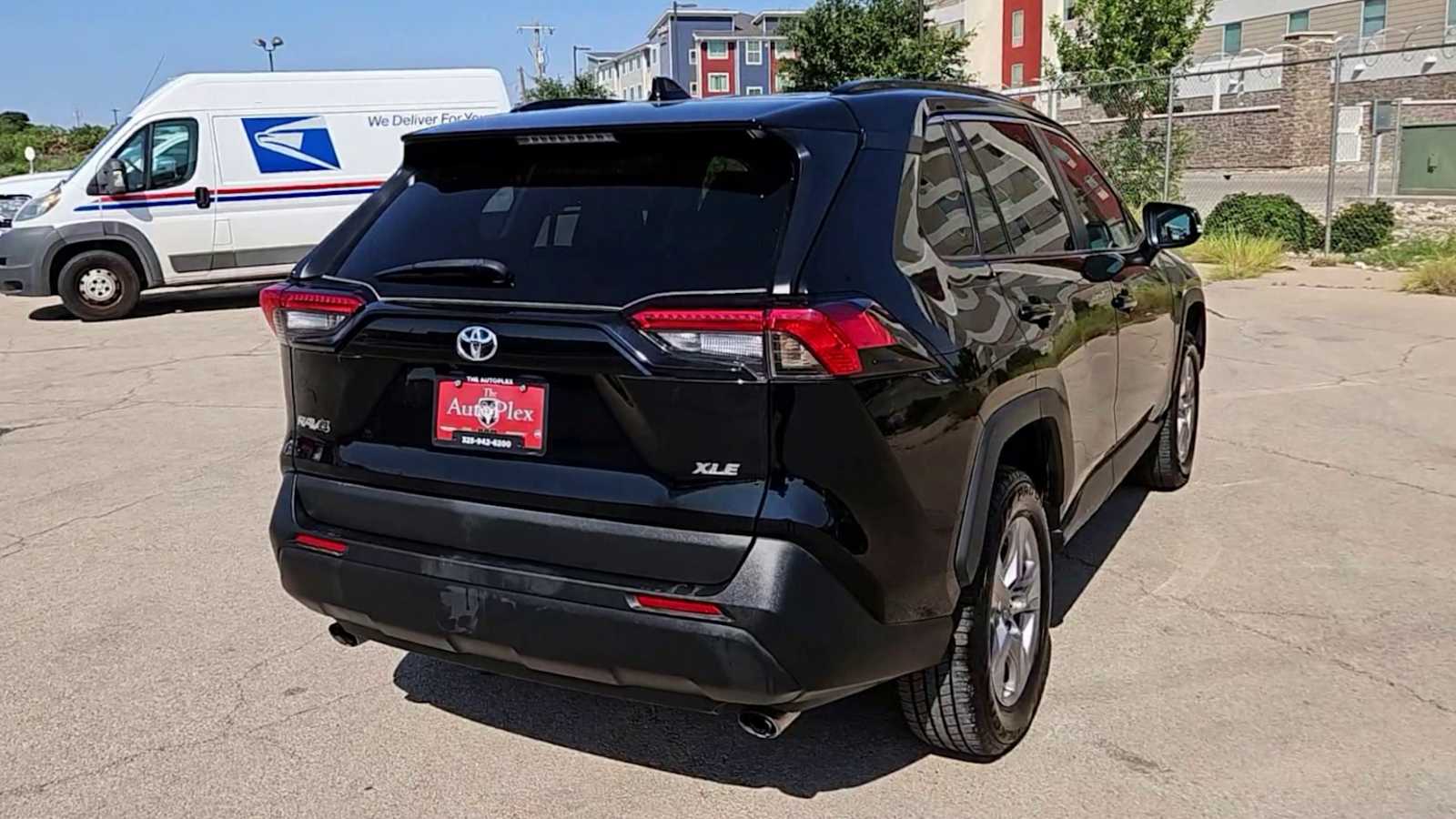 Thumbnail: 2023 Toyota RAV4 - 7
