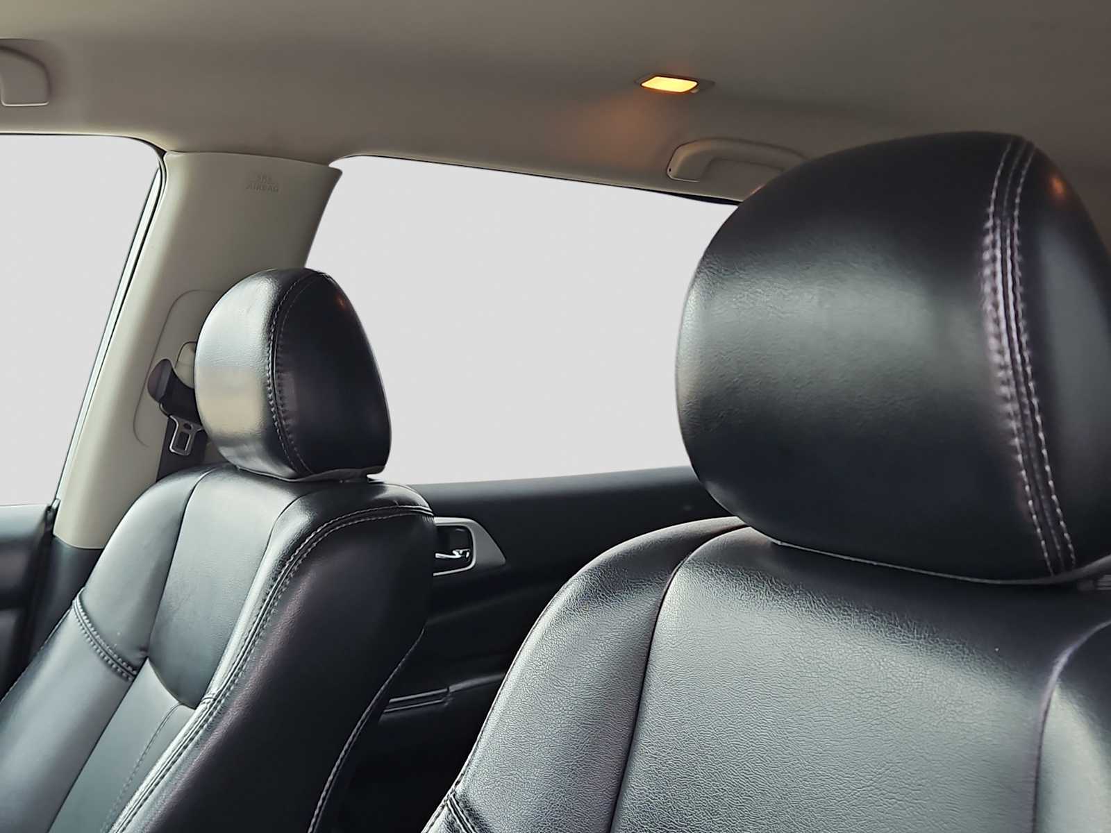 Thumbnail: 2020 Nissan Pathfinder - 15