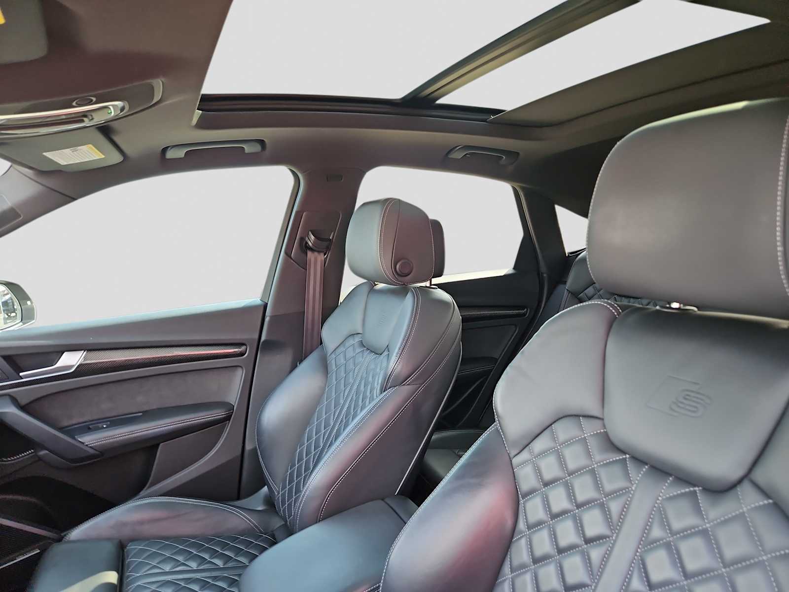 Thumbnail: 2021 Audi SQ5 - 18