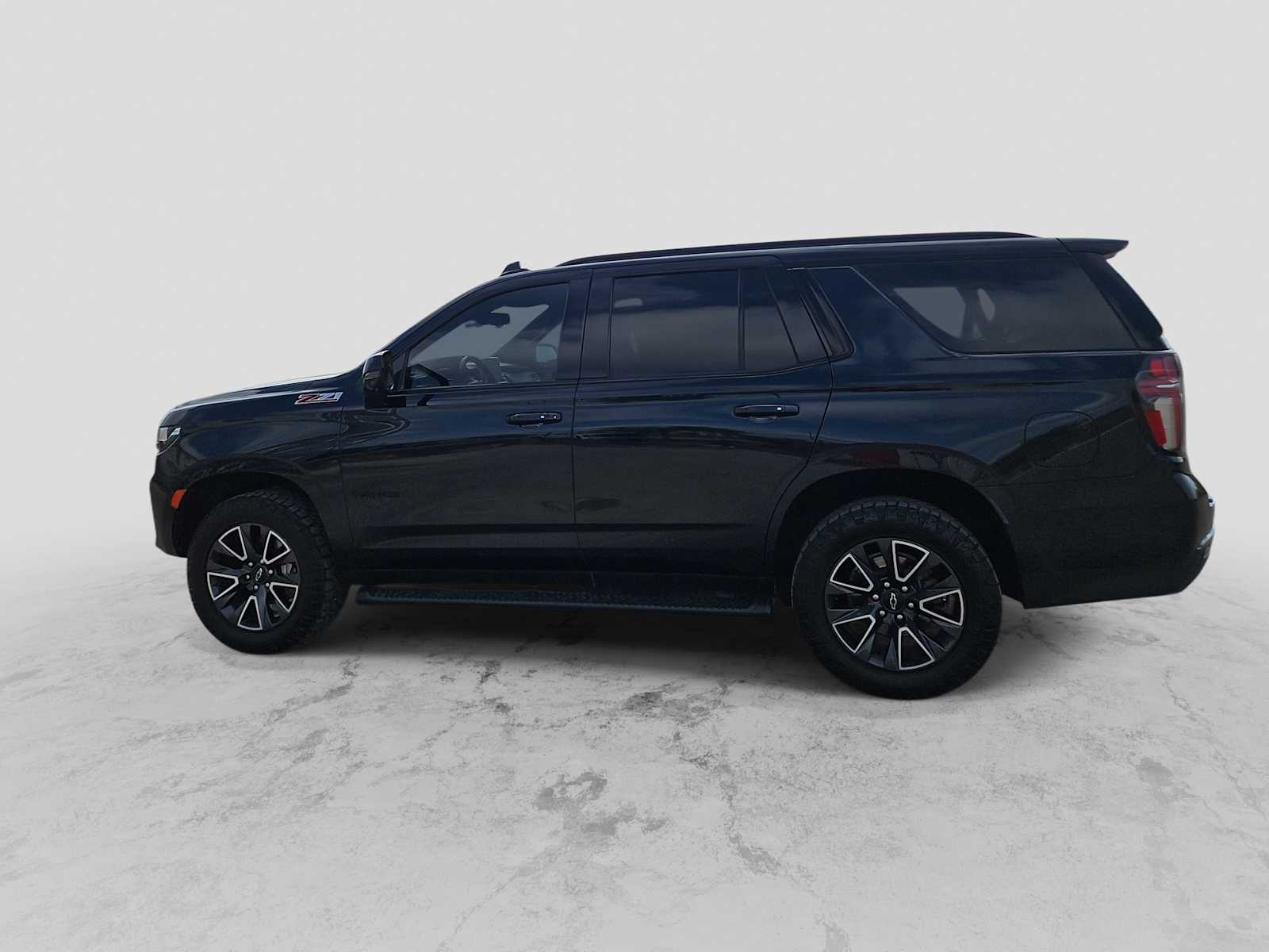 Thumbnail: 2022 Chevrolet Tahoe - 5