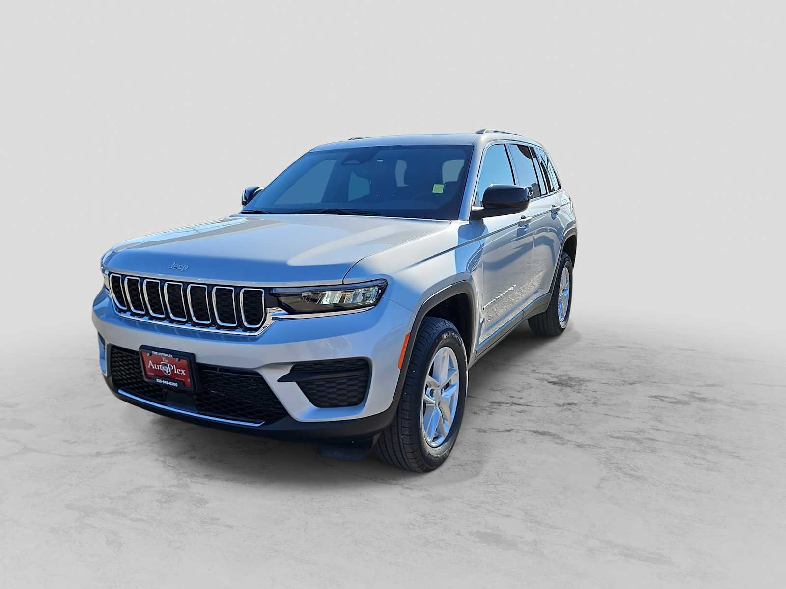 Thumbnail: 2025 Jeep Grand Cherokee - 4