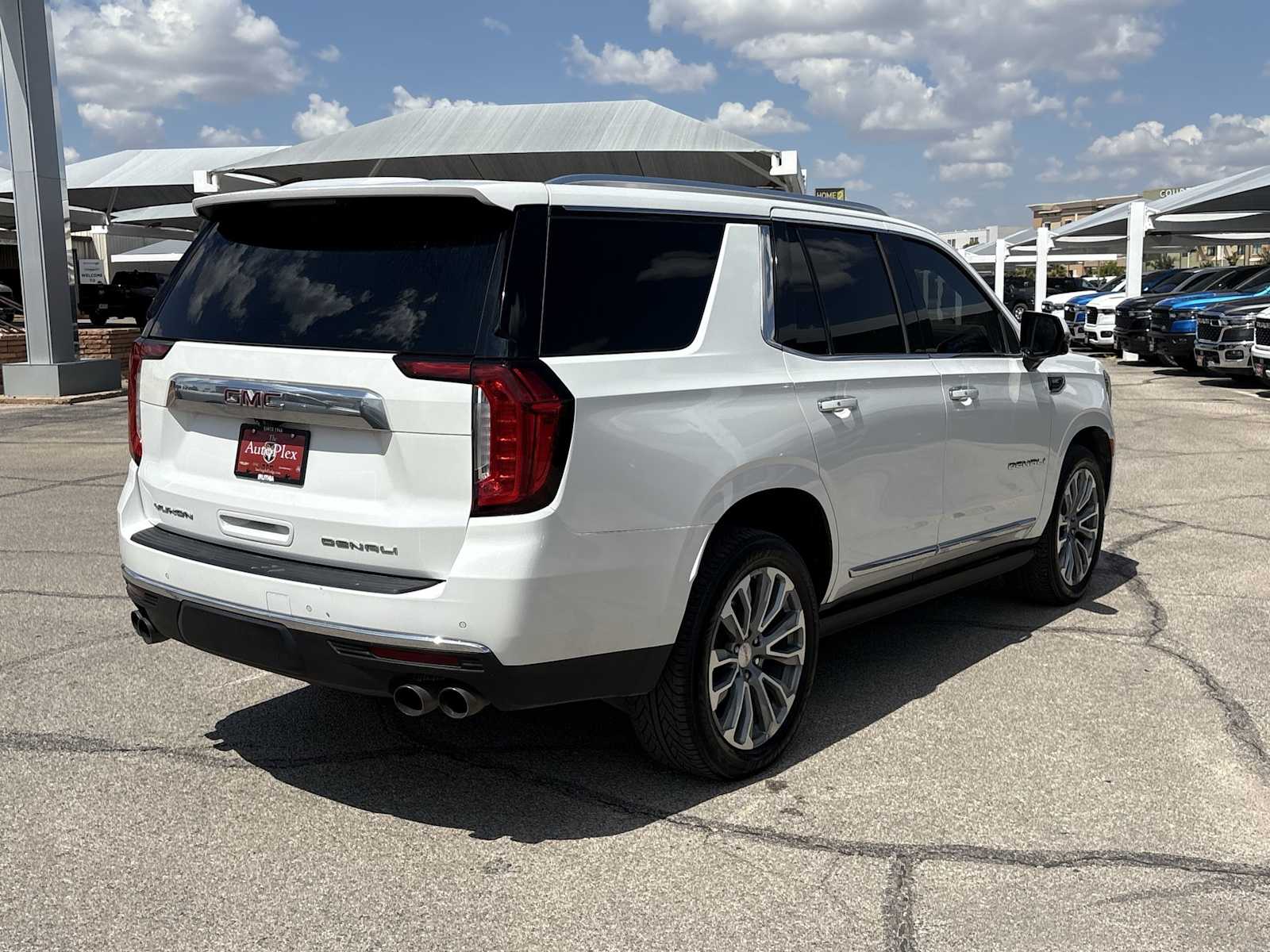 Thumbnail: 2021 GMC Yukon - 8
