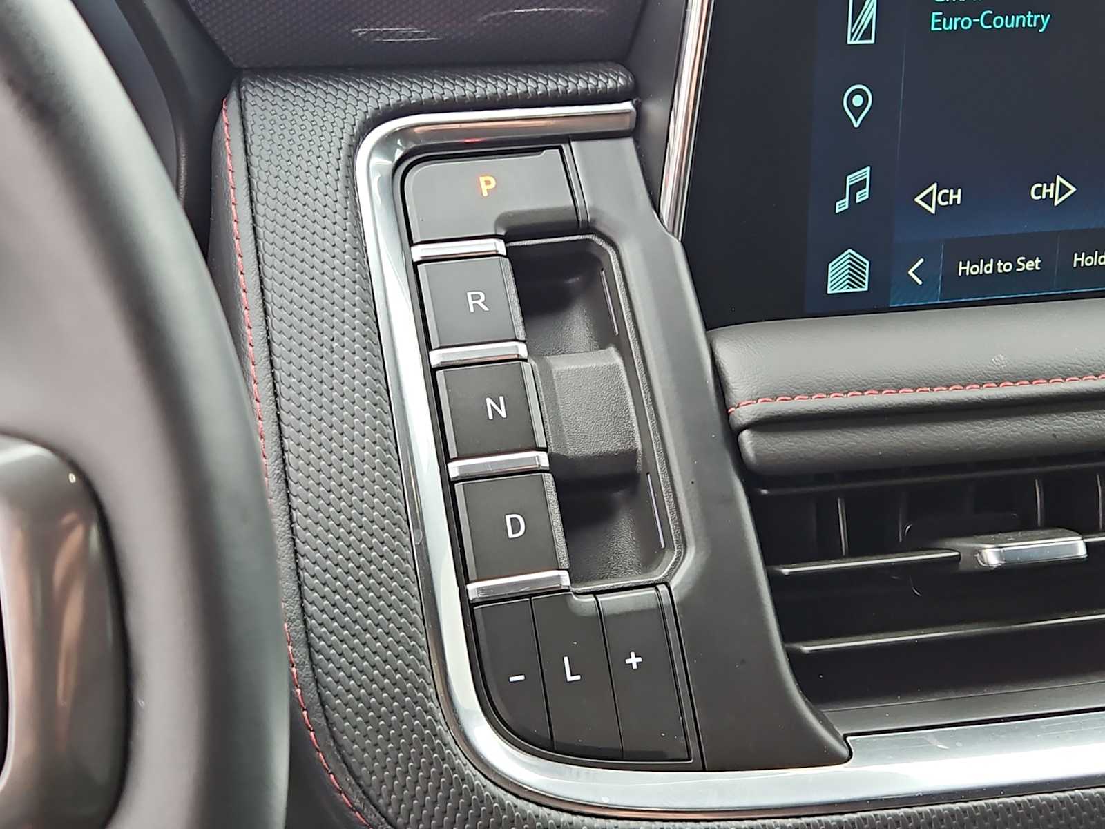 Thumbnail: 2024 Chevrolet Tahoe - 21