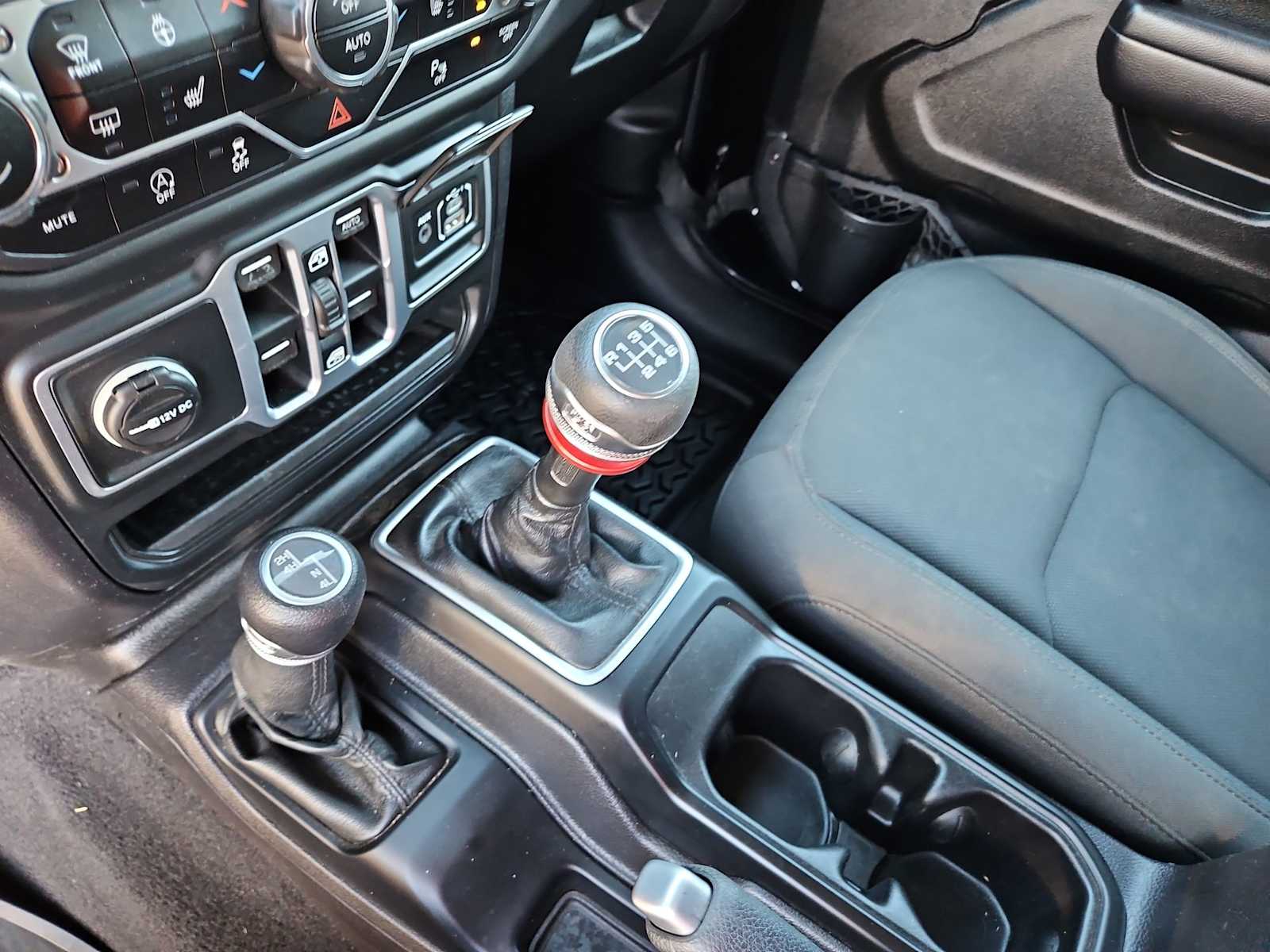 Thumbnail: 2018 Jeep Wrangler - 20