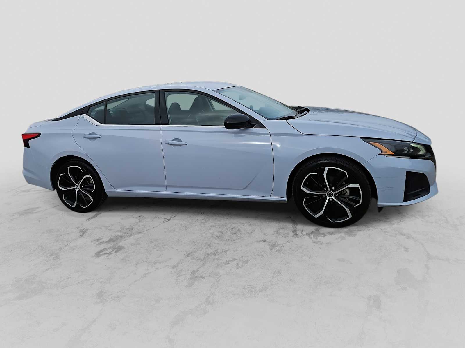 Thumbnail: 2024 Nissan Altima - 9