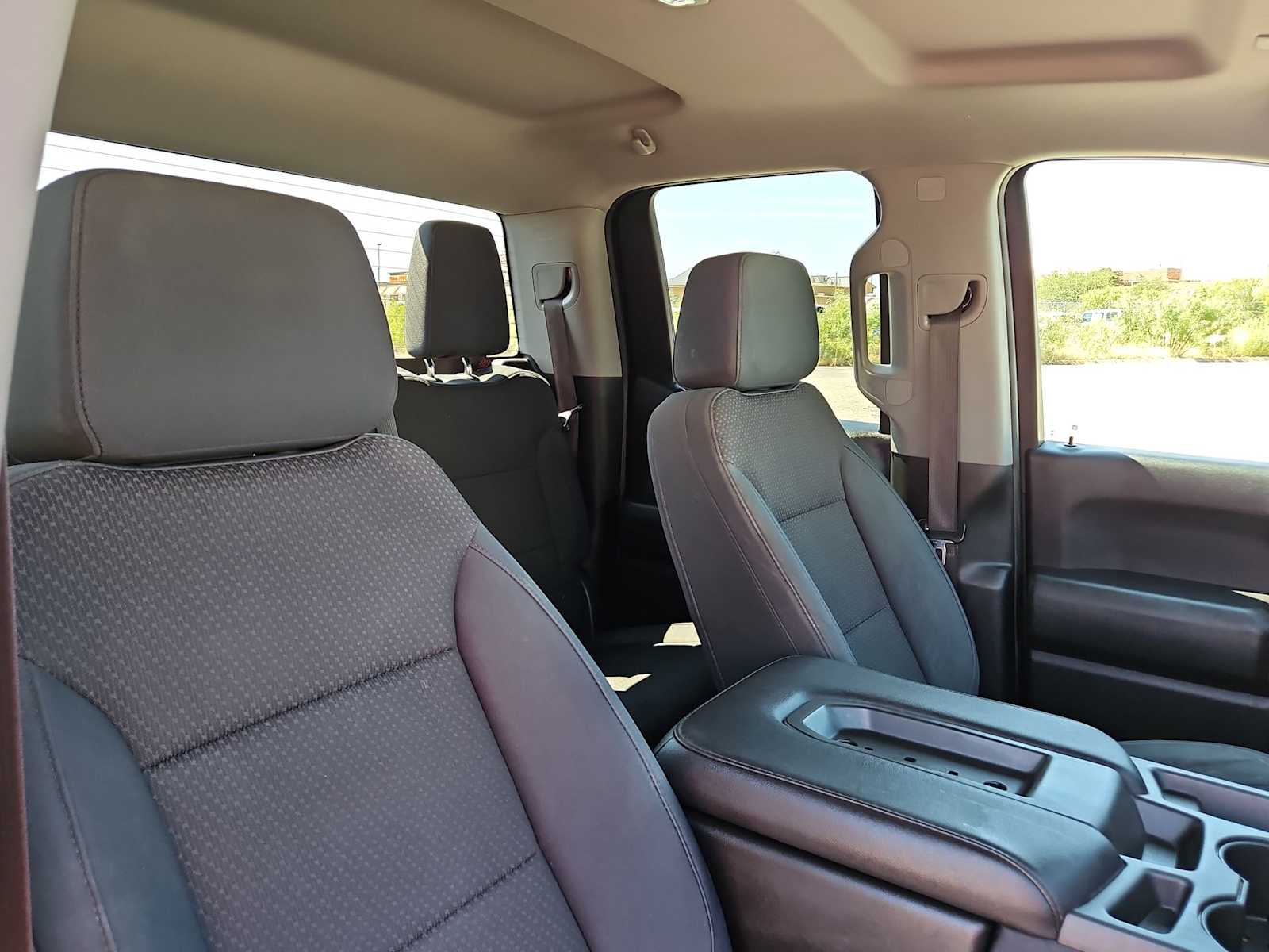 Thumbnail: 2019 Chevrolet Silverado 1500 - 20