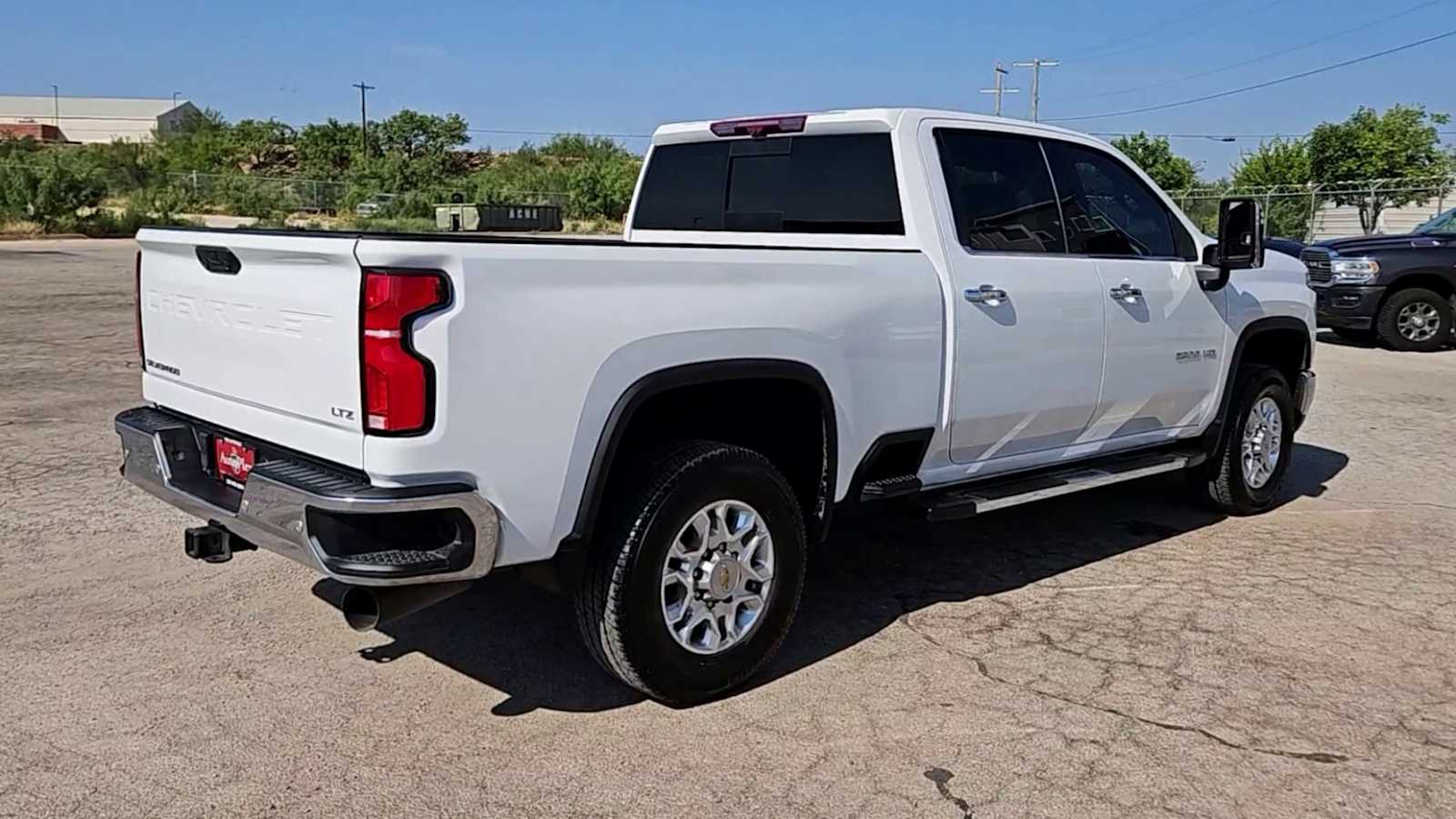 Thumbnail: 2024 Chevrolet Silverado 2500 - 8