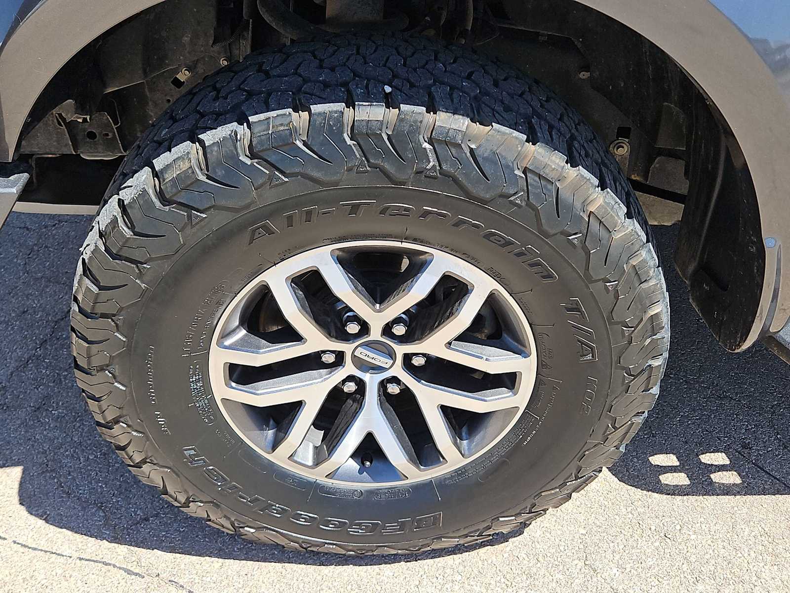 Thumbnail: 2018 Ford F-150 - 16