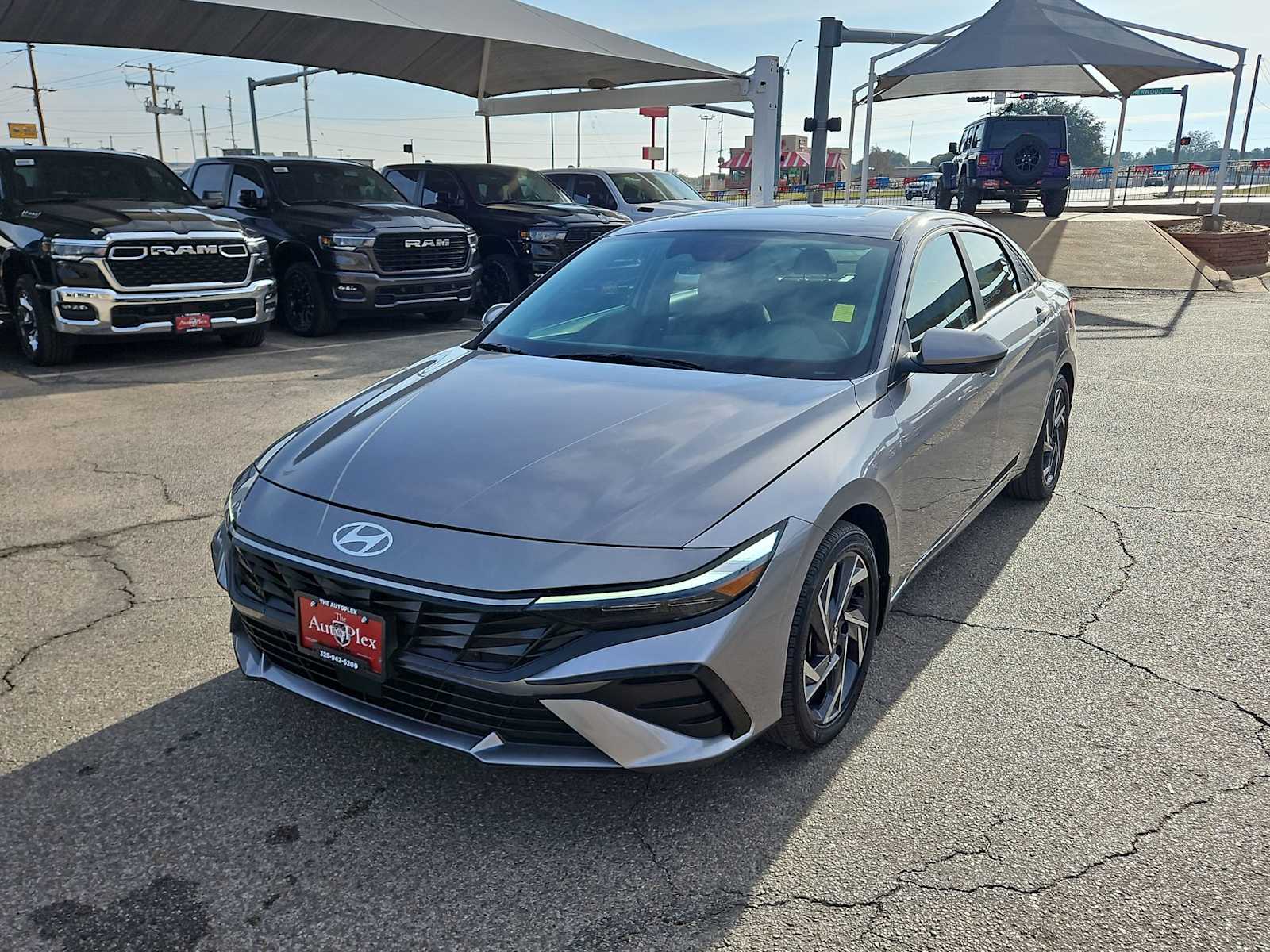 Thumbnail: 2024 Hyundai Elantra - 4