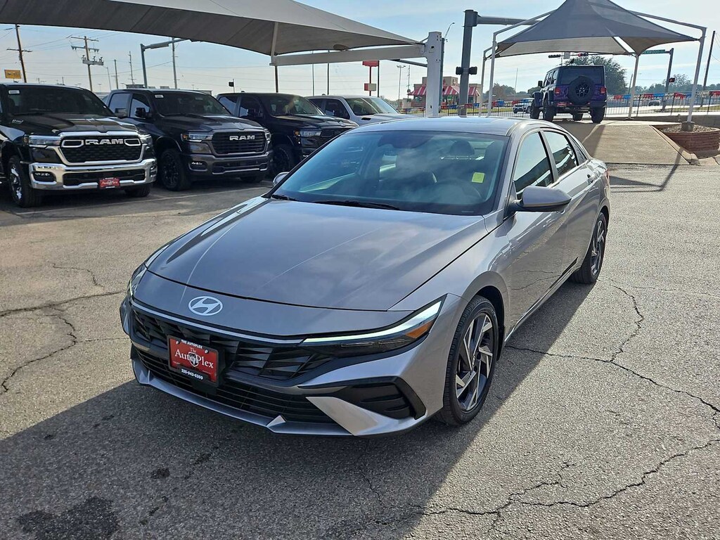 Used 2024 Hyundai Elantra SEL Sedan