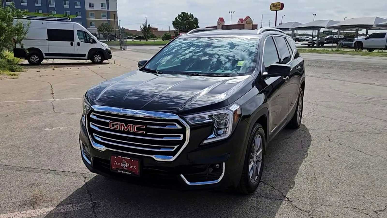 Thumbnail: 2024 GMC Terrain - 3