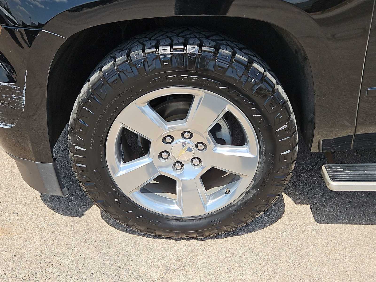 Thumbnail: 2017 Chevrolet Tahoe - 16