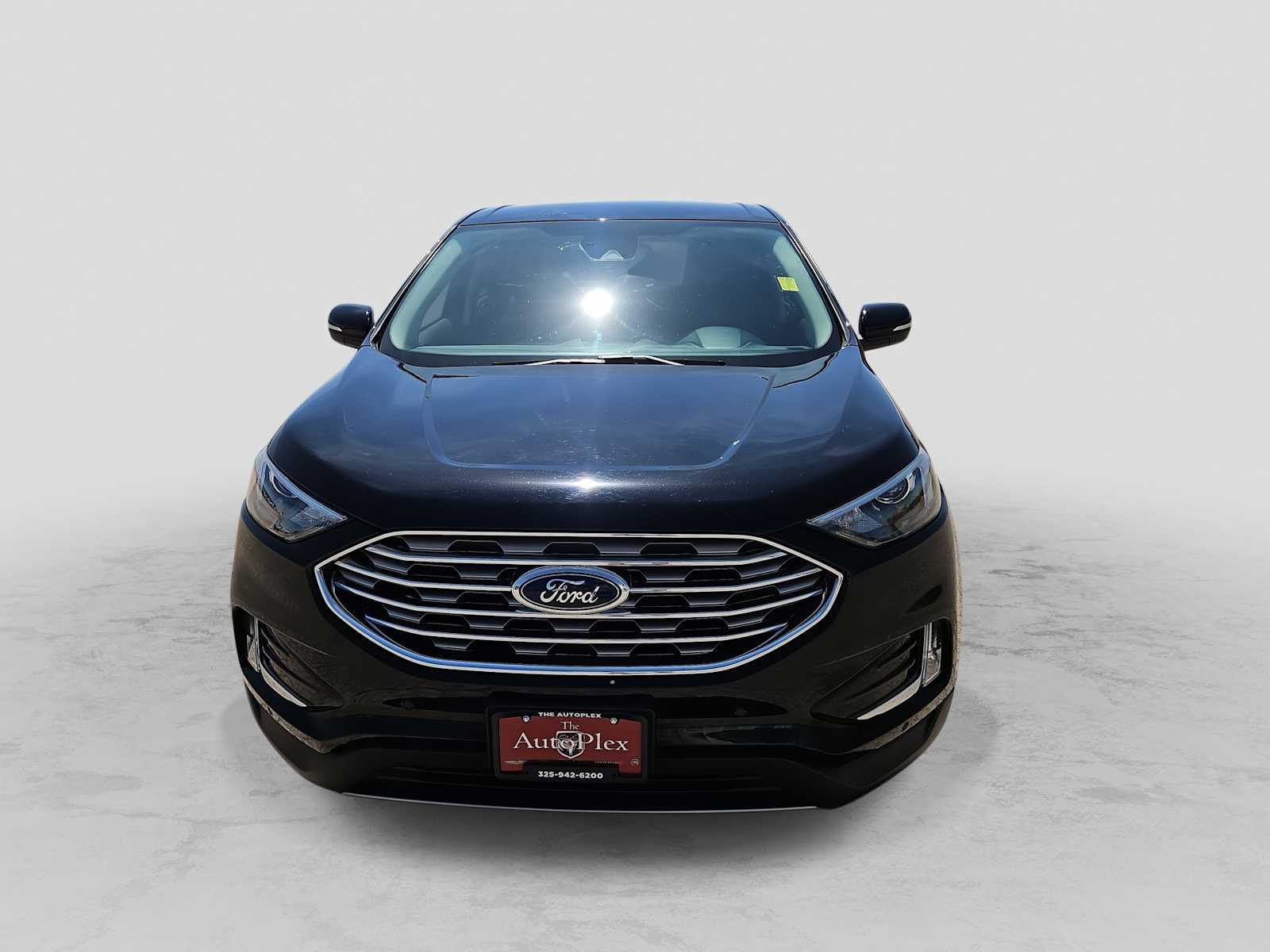 Thumbnail: 2023 Ford Edge - 3