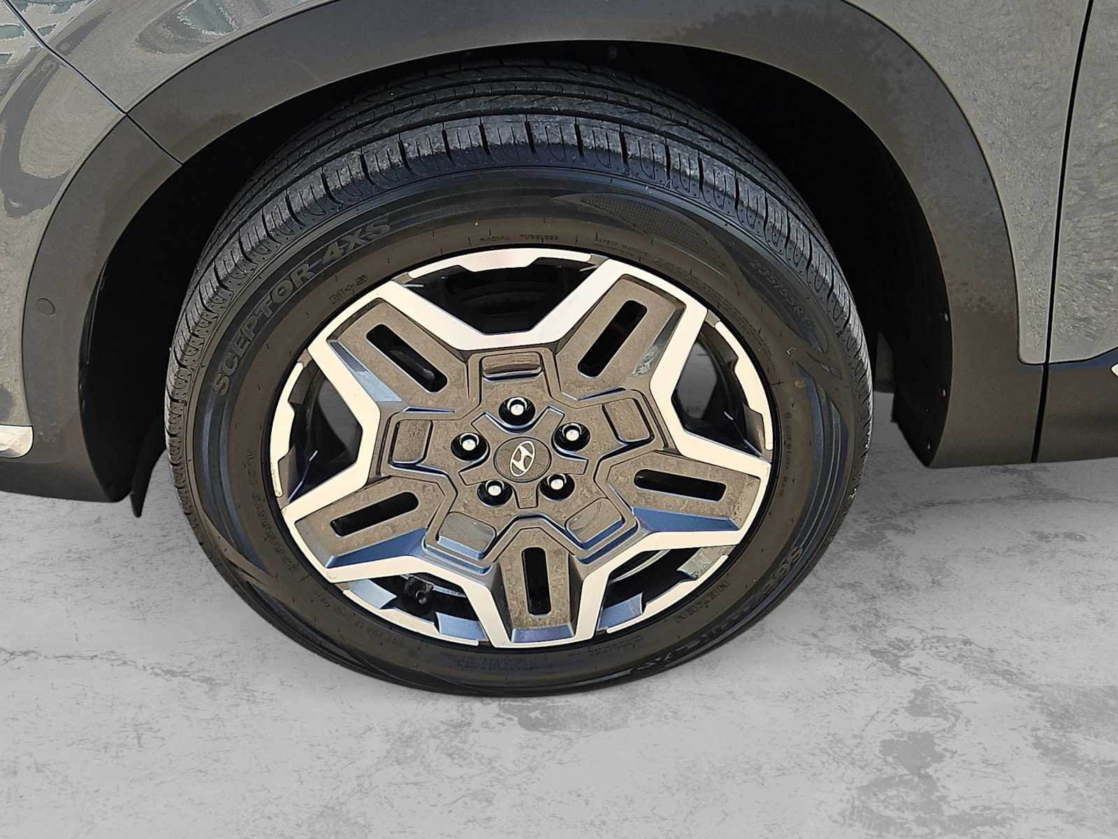 Thumbnail: 2023 Hyundai Santa Fe - 12